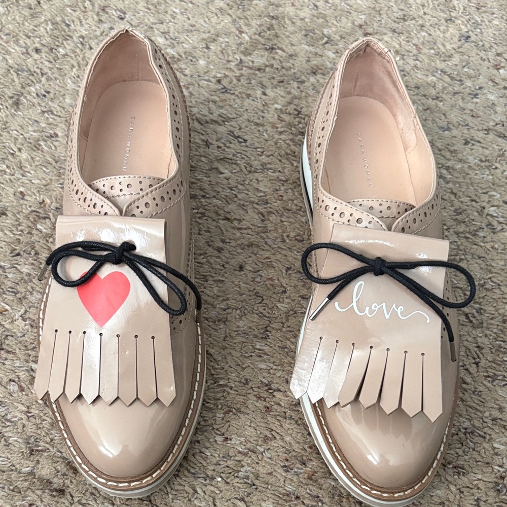 Zara Beige Patent Fringe Lace-Up Loafers with Heart Accent
